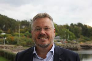 Foto: Iver Valkvæ/ifi.no<br/>POSITIVE TILBAKEMELDINGER: Fredrik Aanstad, kommersiell  direktør i Orkla House Care, forteller at den nye penselen har fått god respons  fra grossistleddet og byggevarehusene.