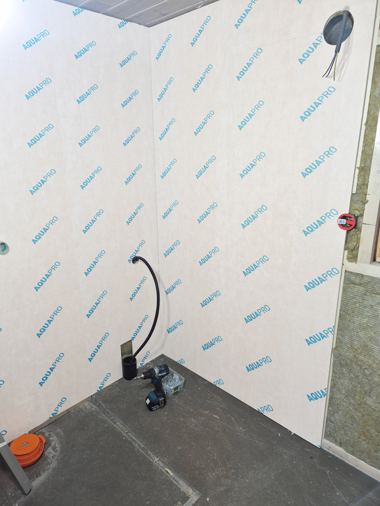 hjørnevegg med membranplate