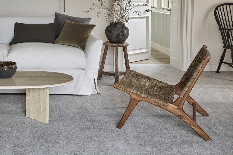 stue med teppe på gulvet