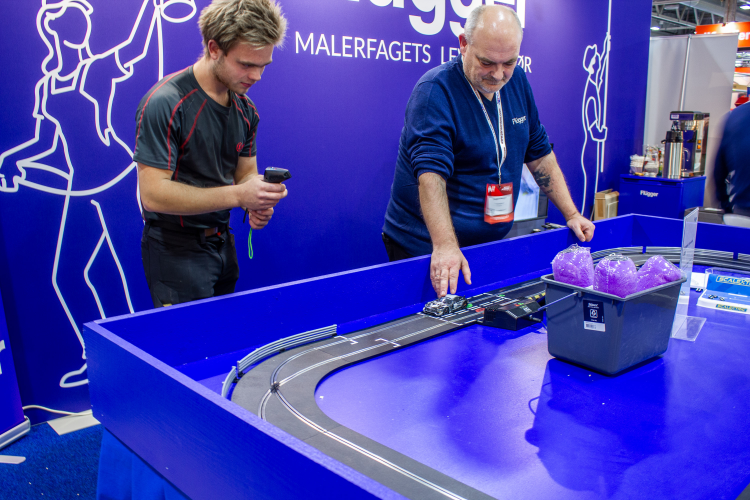 bilbane hos Flügger 