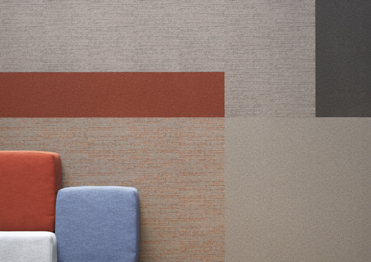 Teppefliser i rødt og beige 