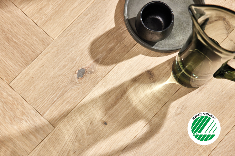 parkett med fiskebeinsmønster 