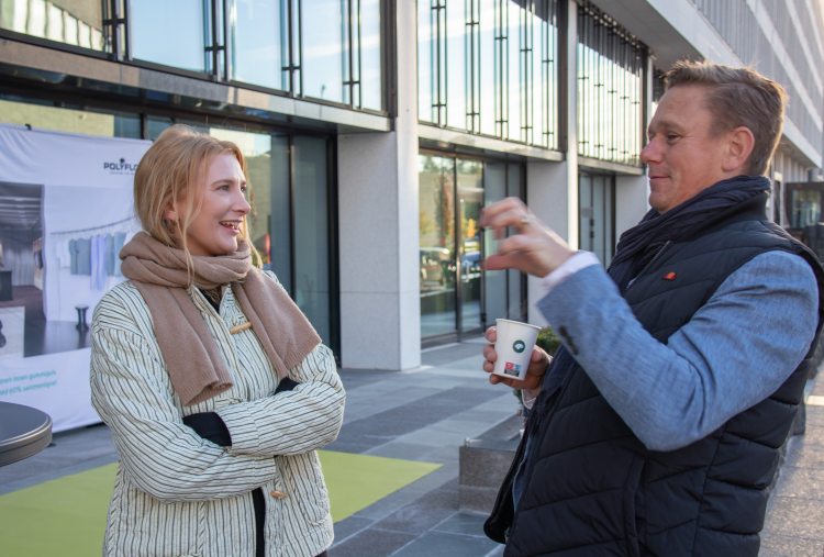 Stine Steen og Jan Åge Iversen, Polyflor