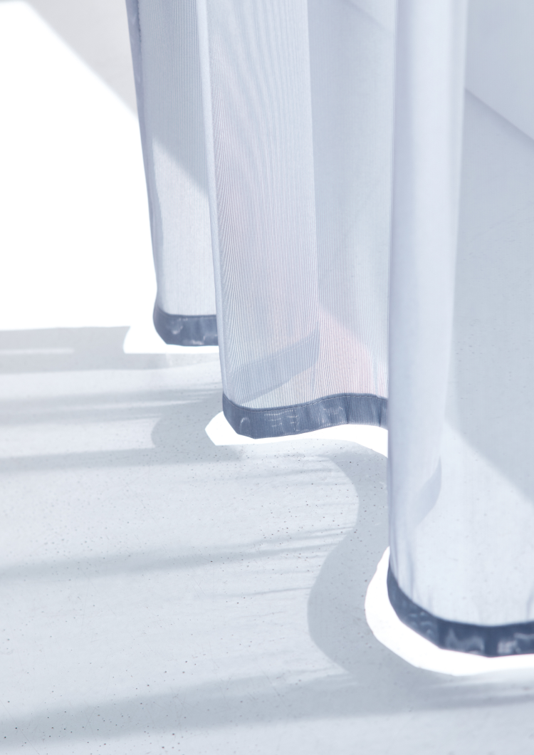 Solskjermingsgardin fra Creation Baumann. Kolleksjon Glare&Heat. Nyhet Face. Føres av Intag.