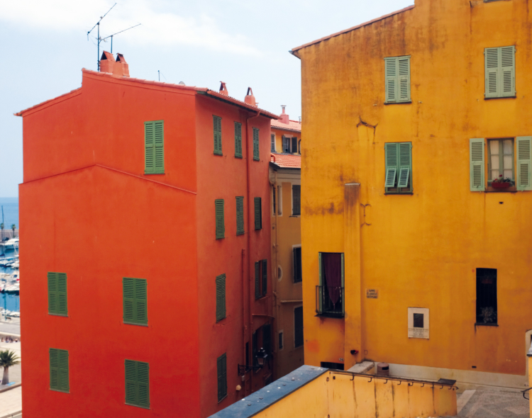 FARGEGLADE HUSEIERE: