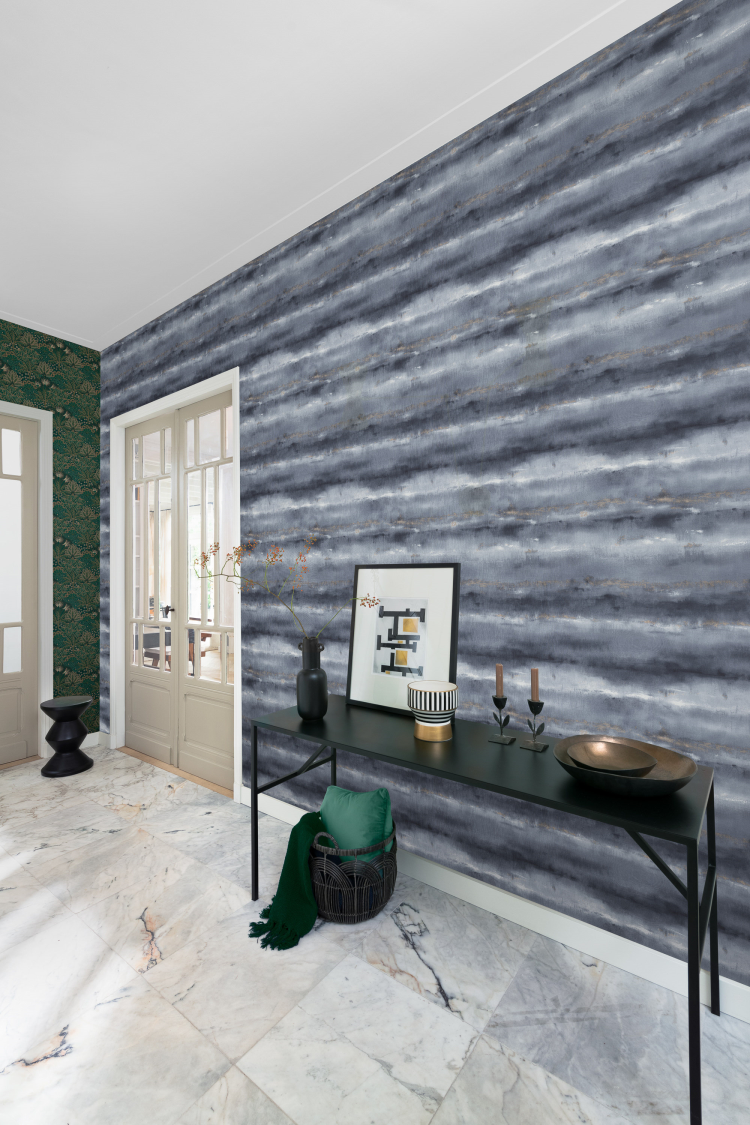 steininspirert tapet på vegg