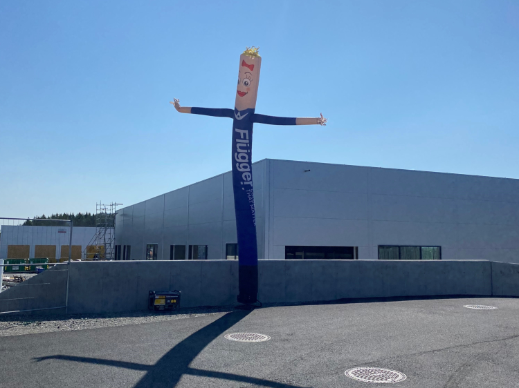 dansende oppblåsbar figur