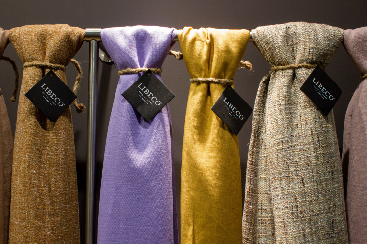 Lintekstiler i flere farger