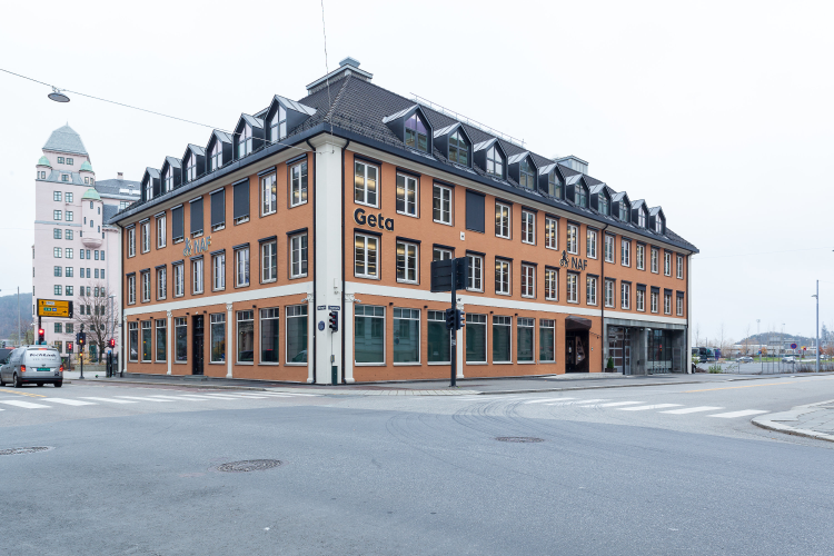 gammelt bygg blir nytt