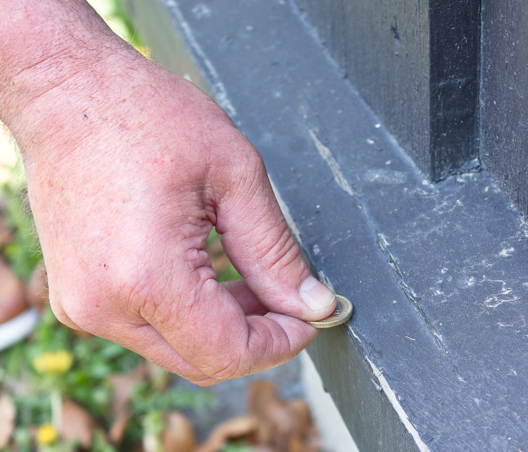 løs maling på vannbord
