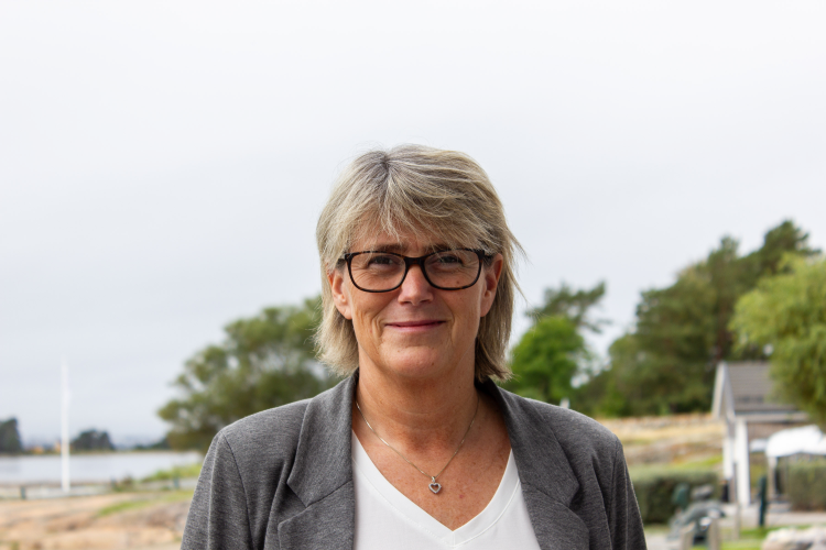 Agathe Børhaug, Dana Lim Norge