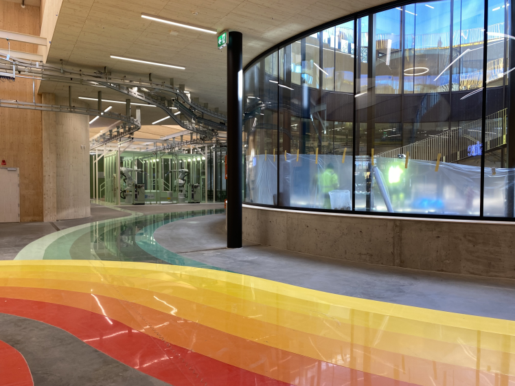 Fargerik rundkjøring