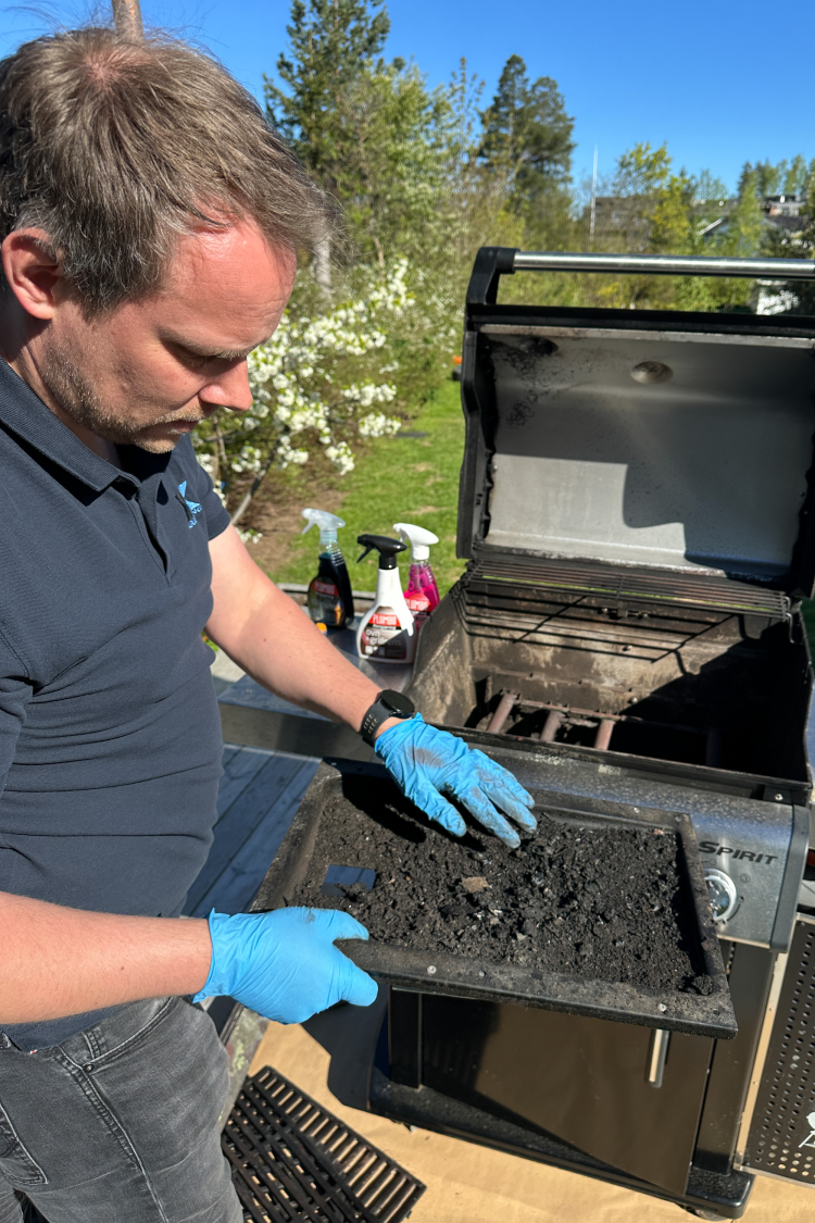 Øyvind K. Lillebergen, Krefting, fikser grill