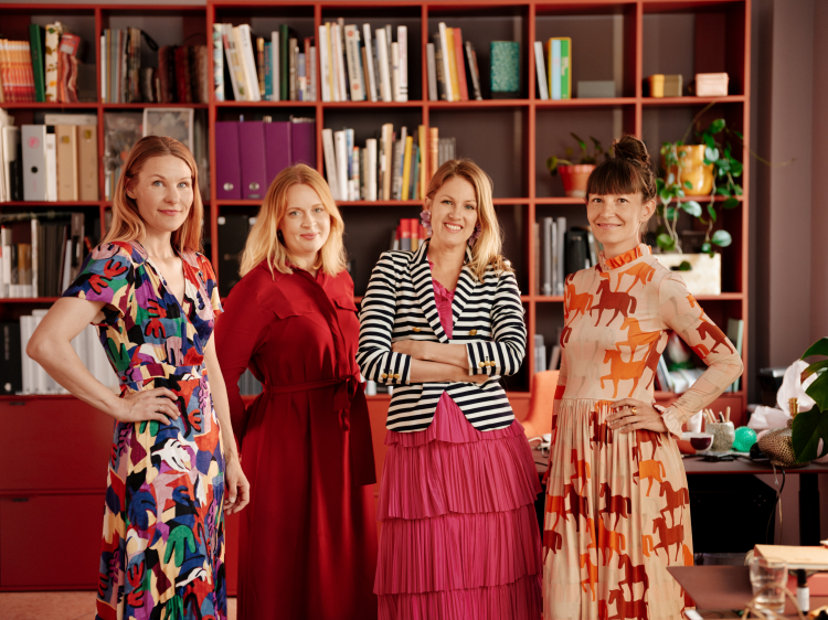 Teamet hos Koi fargestudio