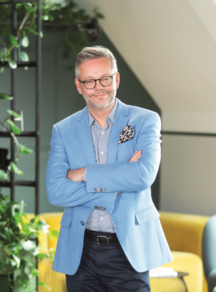 Lær deg Ittens Fargehjul-TROND RAMSØSKAR-Foto-RamsøskarInteriørarkitekter.jpg