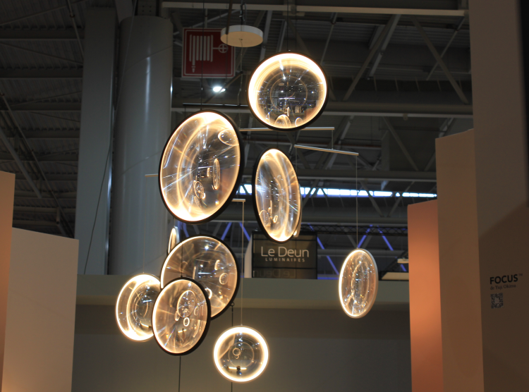 Stilig lampe, Yuji Okitsu