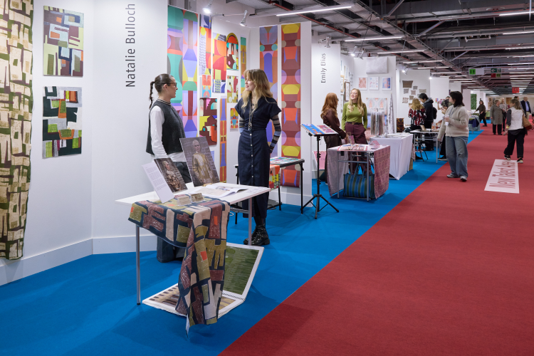 bilde fra stands med unge designere på Heimtextil