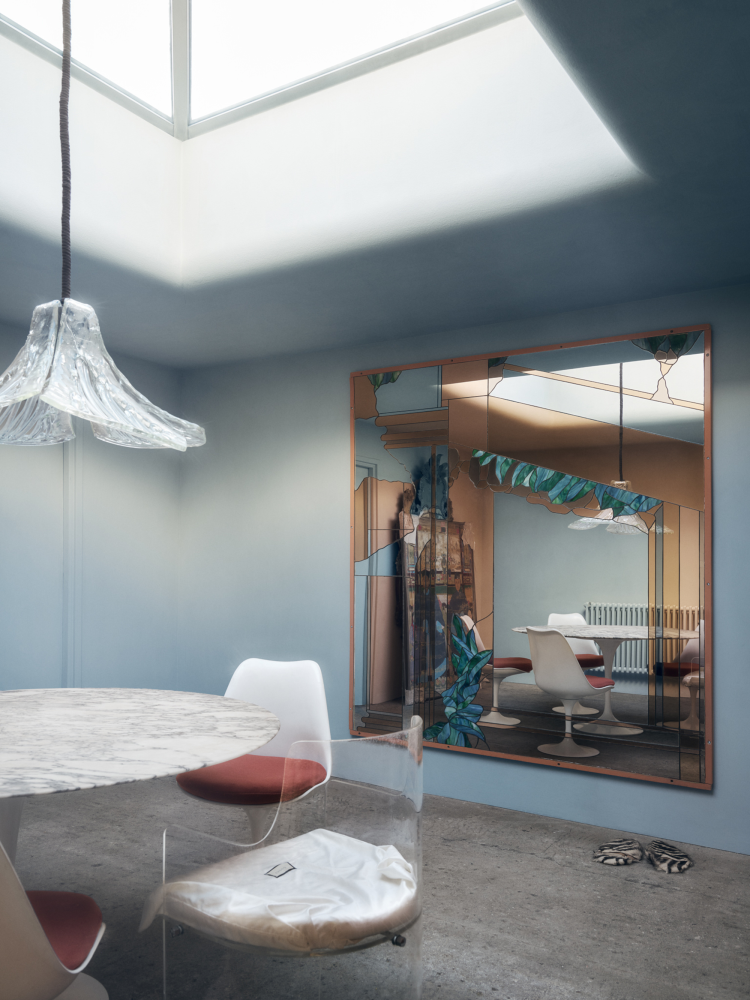 isblå rom mønster lampe