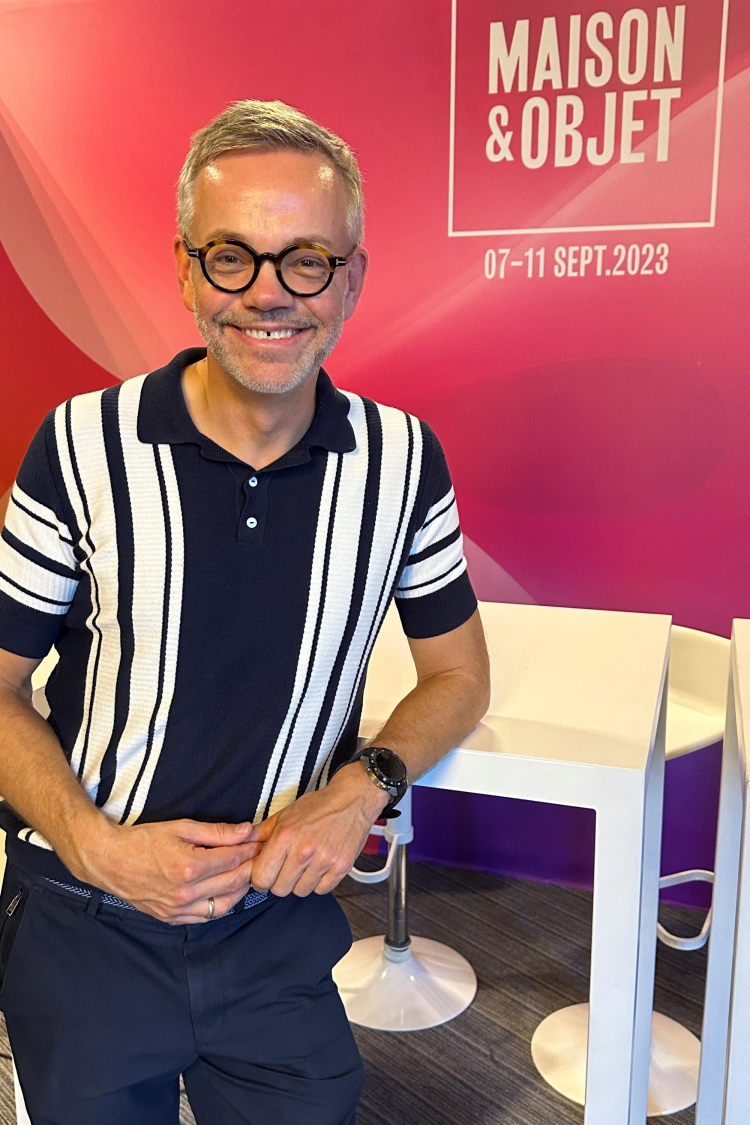 mann stripete genser