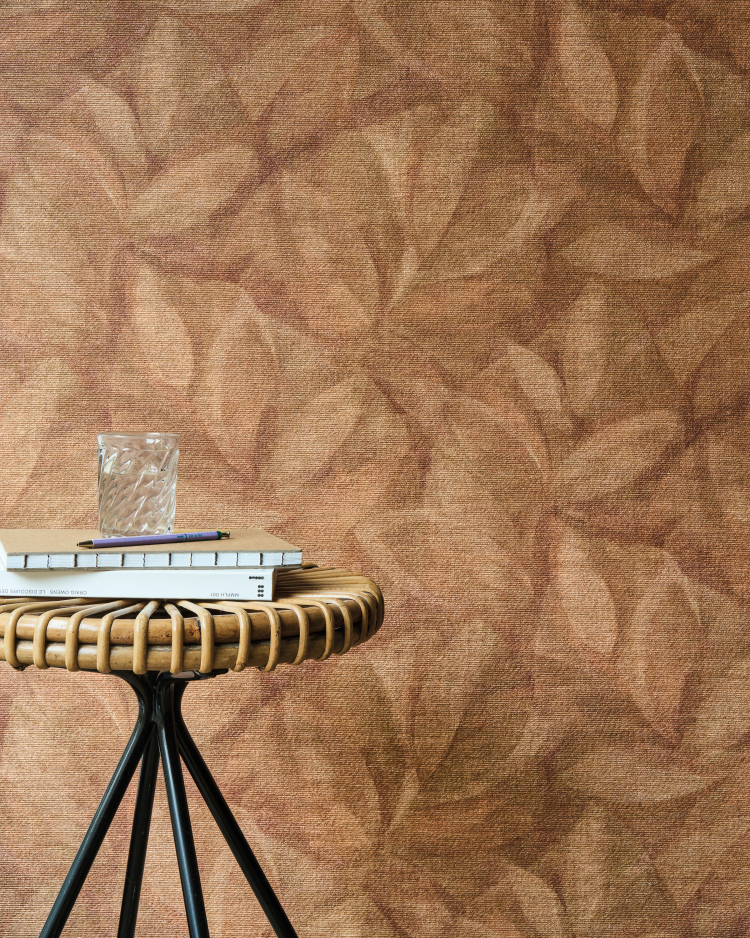 terrakottafarget tapet laget av trykt papirvev