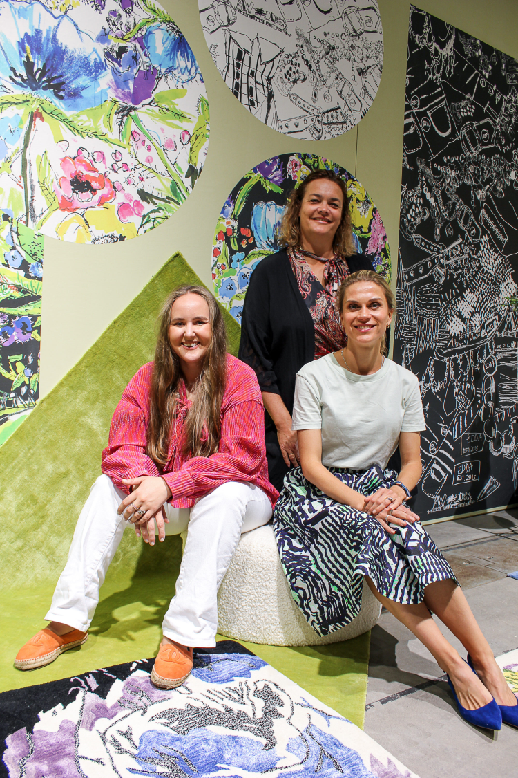 Designer Edda Gimnes sammen med Torhild Rustenberg fra InHouse og Wenche Kristiansen på Oslo Design Fair 