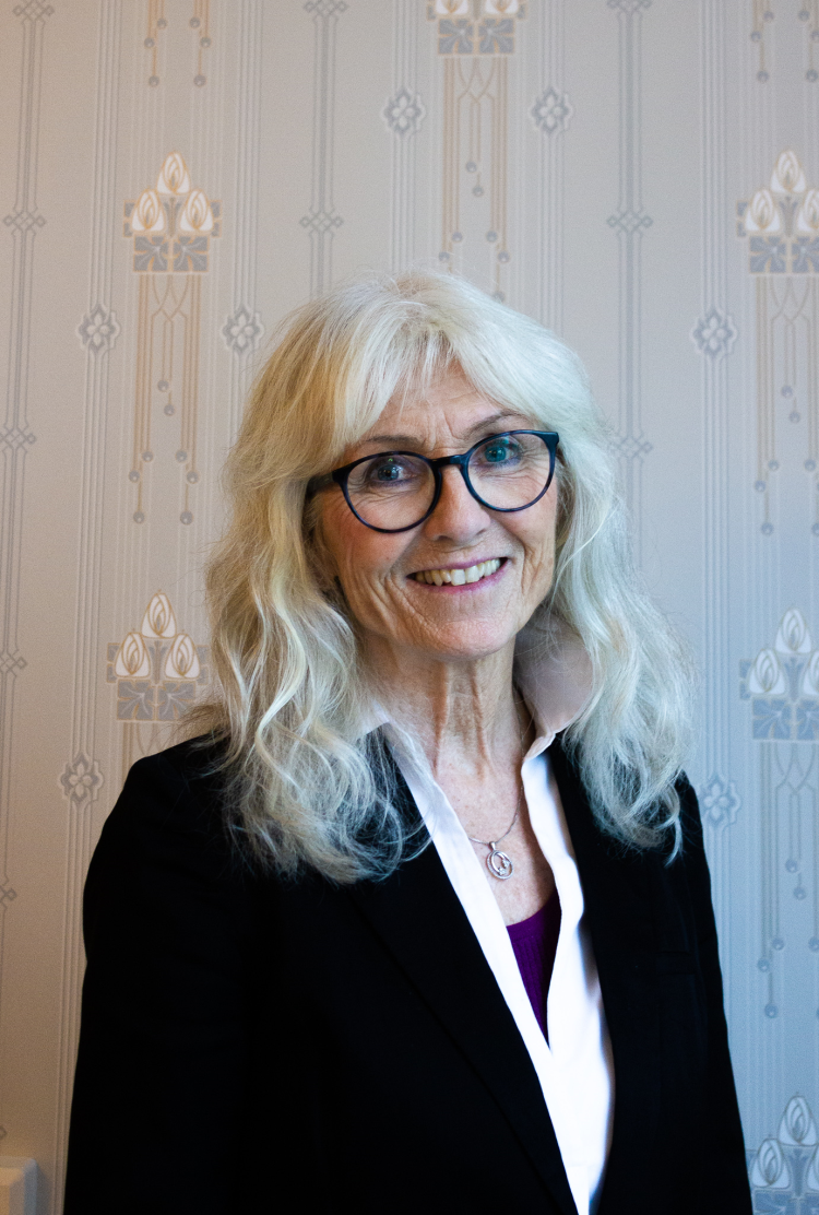 Eva Marie Hassel Iversen.