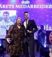Foto: Fargerike<br/>ÅRETS MEDARBEIDER: Andrius Haukeland fra Fargerike Os ble også kåret til prisen «Årets Medarbeider».