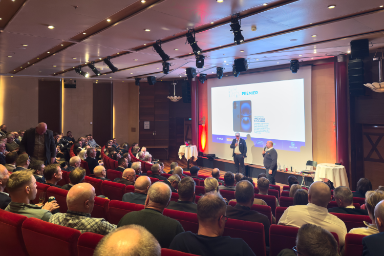  Stian Scott Nilsen og Frode Olaisen fra Sika