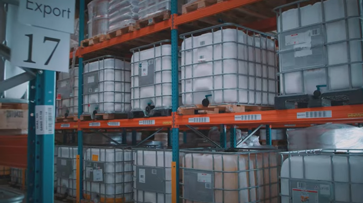 IBC-beholdere med 35 prosent resirkulert plast.