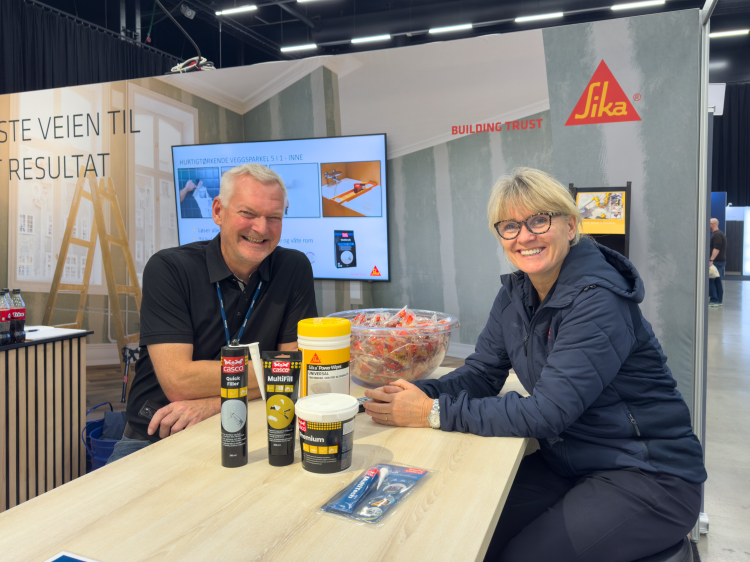 Håvard Jordansen og Ina Albrigtsen fra Sika 