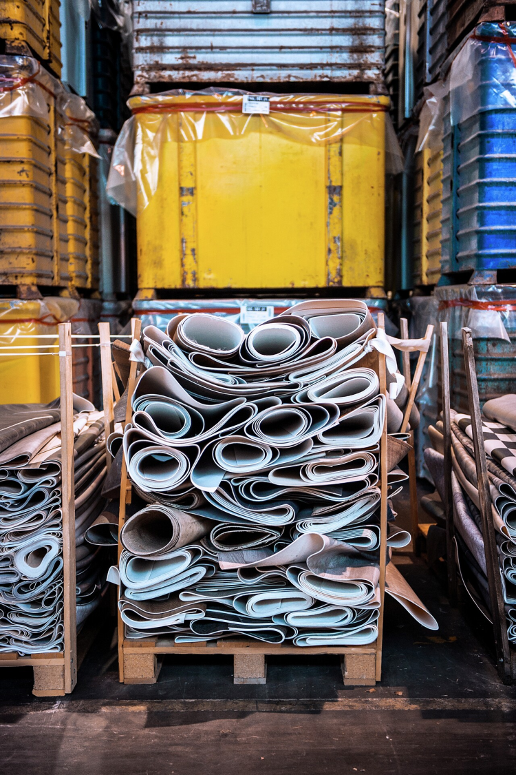 Vinylbelegg i Tarketts resirkuleringsanlegg