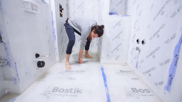 Alexandre Chappel sjekker membran